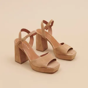 088- Vlada Velours Camel