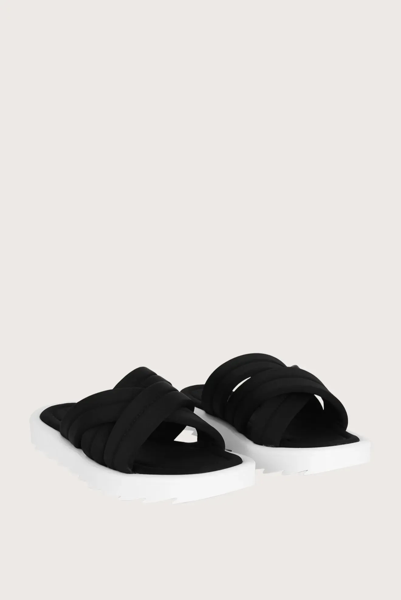 Alocasia Black Sandals