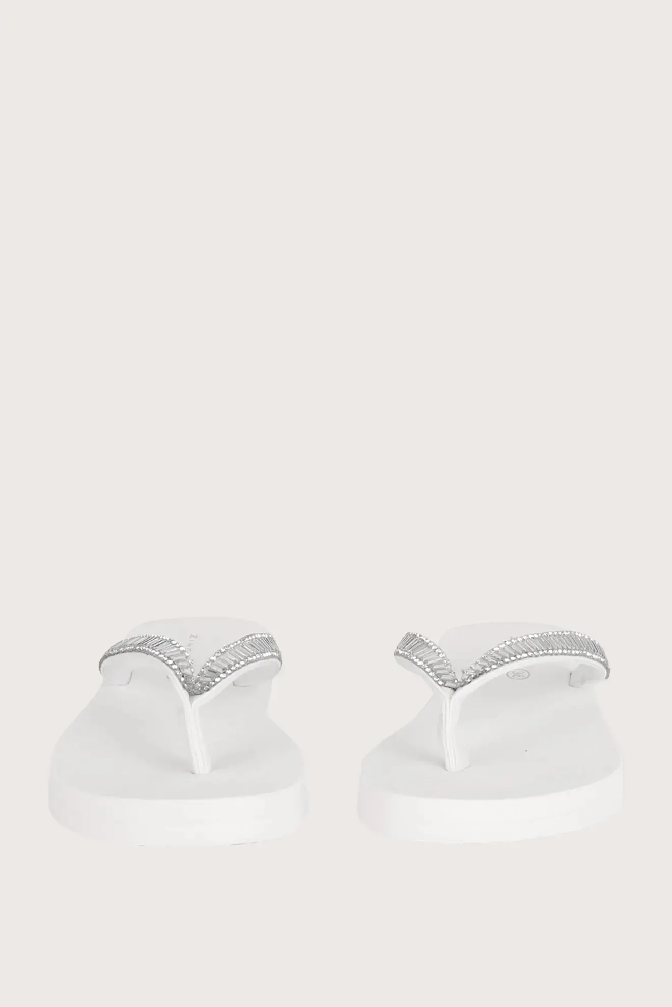 Carlota Low White Sandals