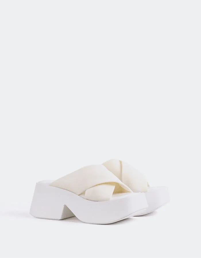 Colibri White Lycra