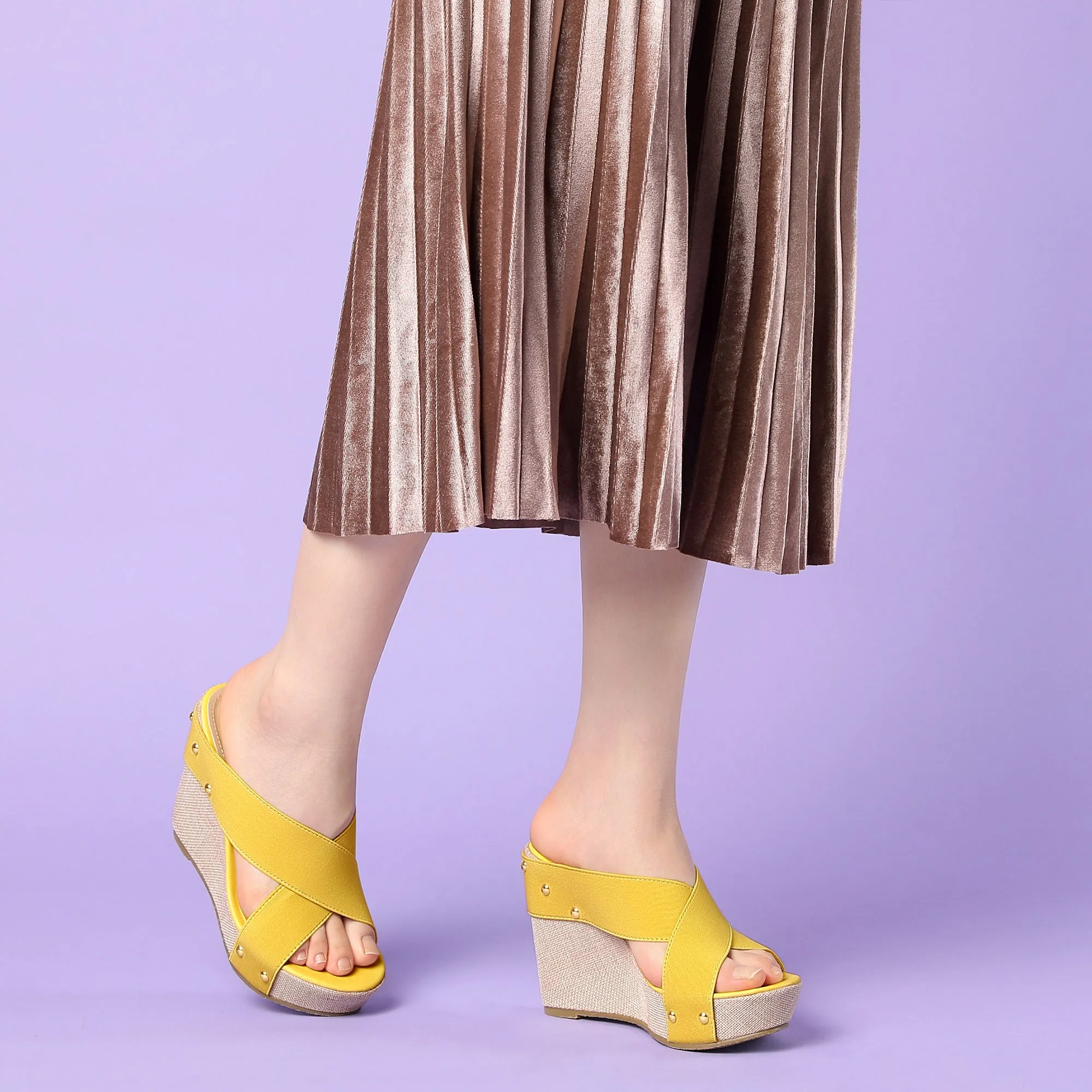 Crisscrossing Strap Platform Slide Wedge Sandals