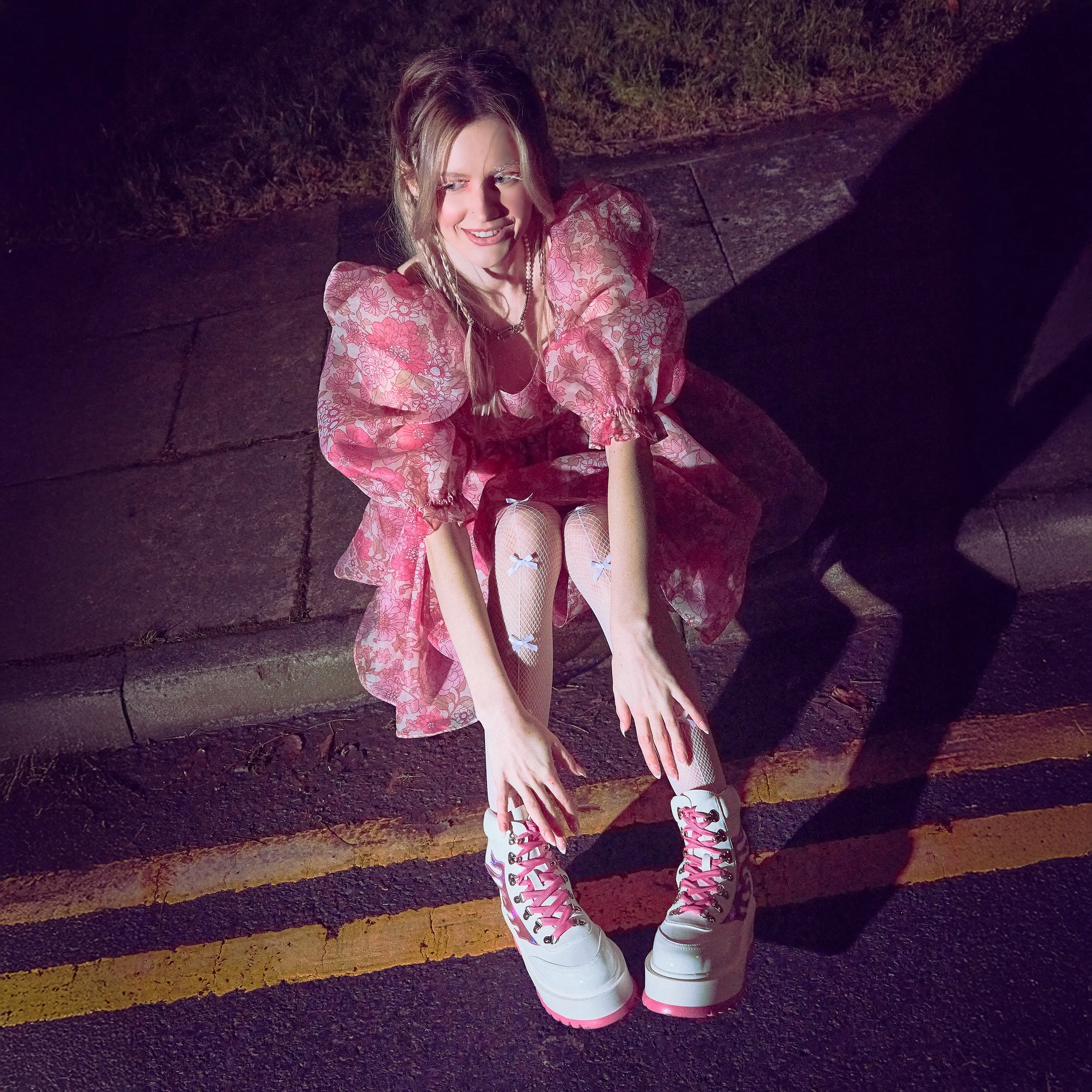 Kawaii Helios Hologram Flame Boots - Pink