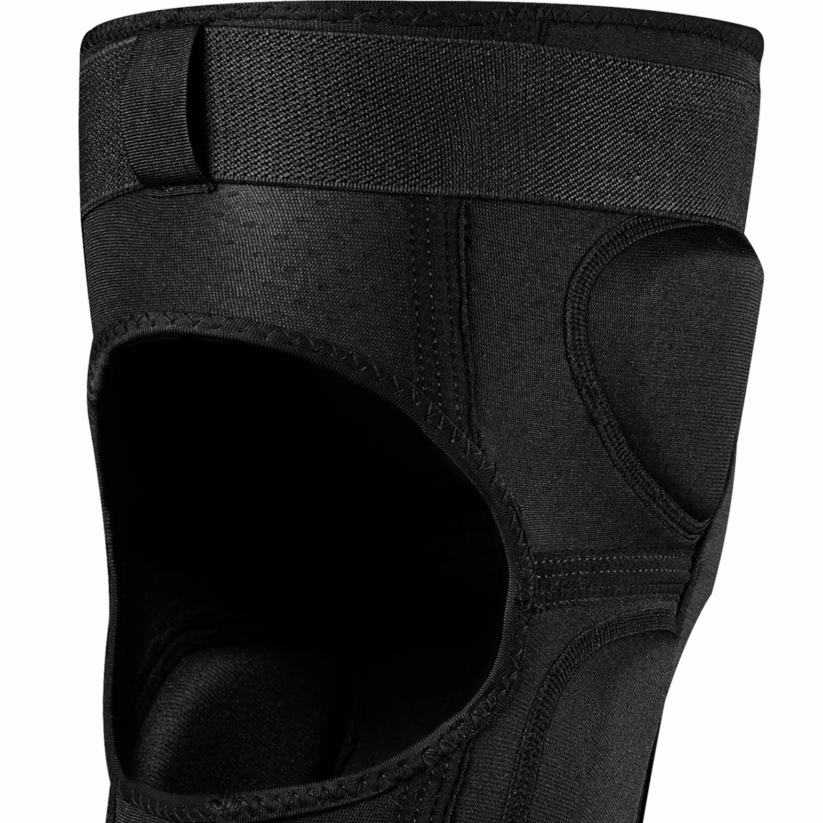 Launch D30 Knee Guards