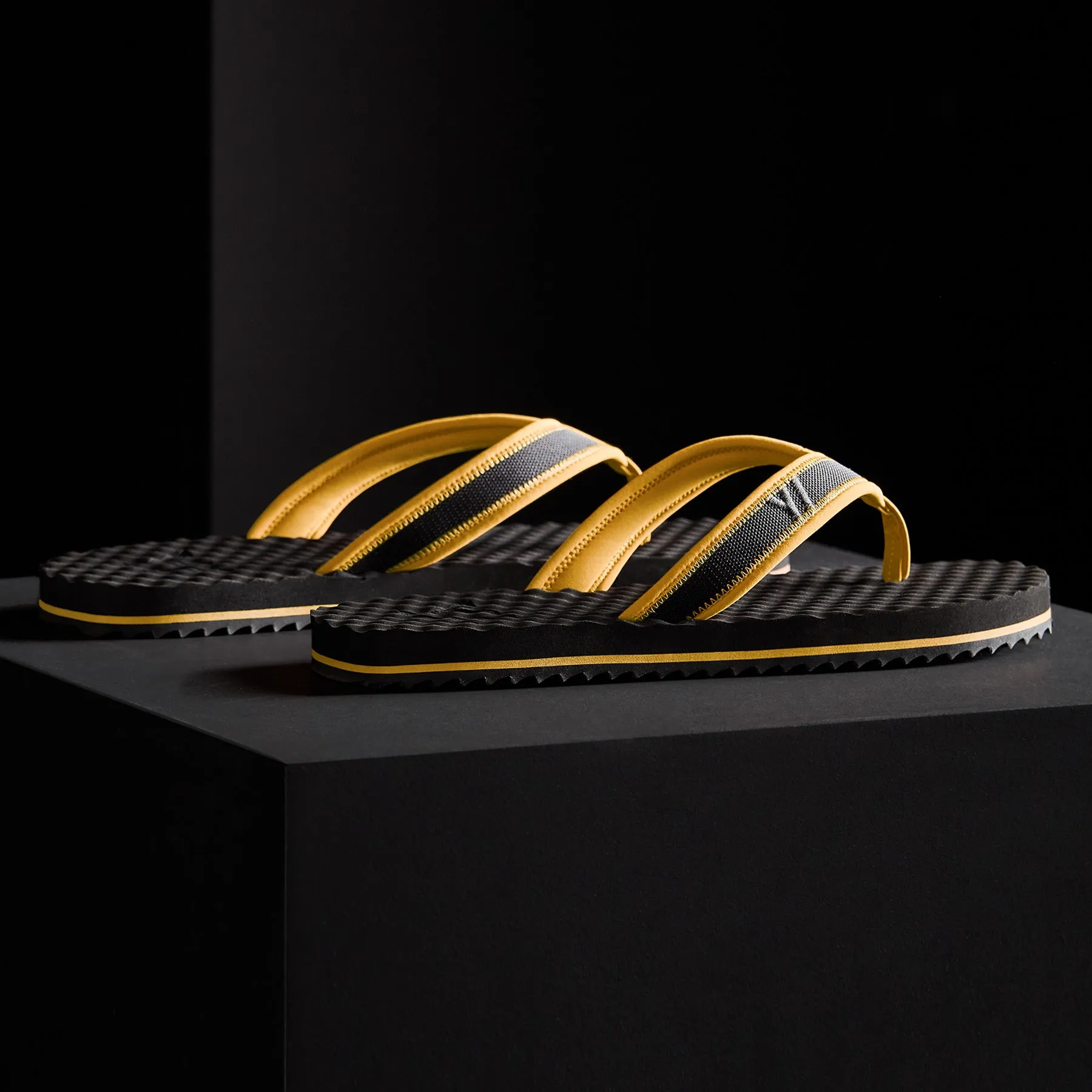 Men's Sport Flip Flop - Black/Crocus