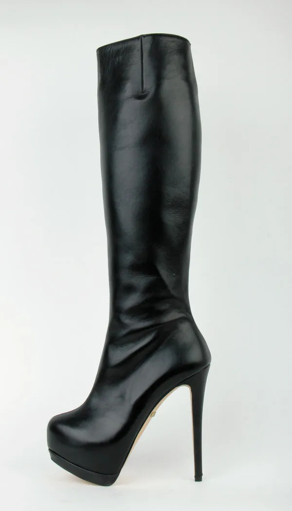 Pasha Knee super high