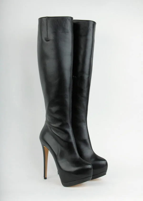 Pasha Knee super high