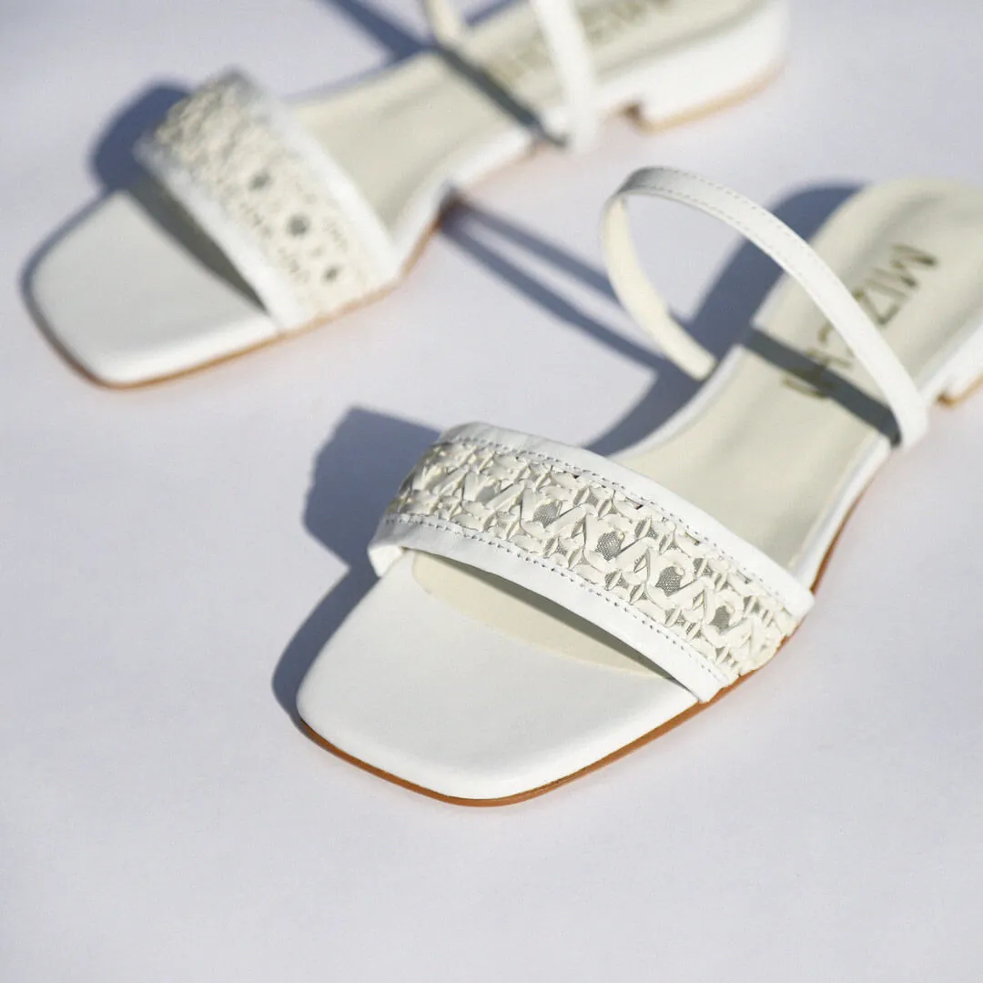 *UK size 2 - SELLY SUMMER - white, 1.5cm heels
