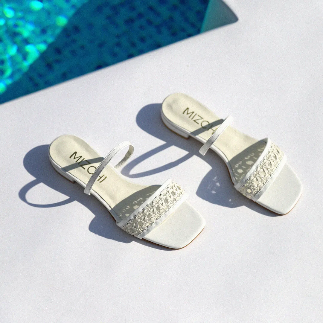 *UK size 2 - SELLY SUMMER - white, 1.5cm heels