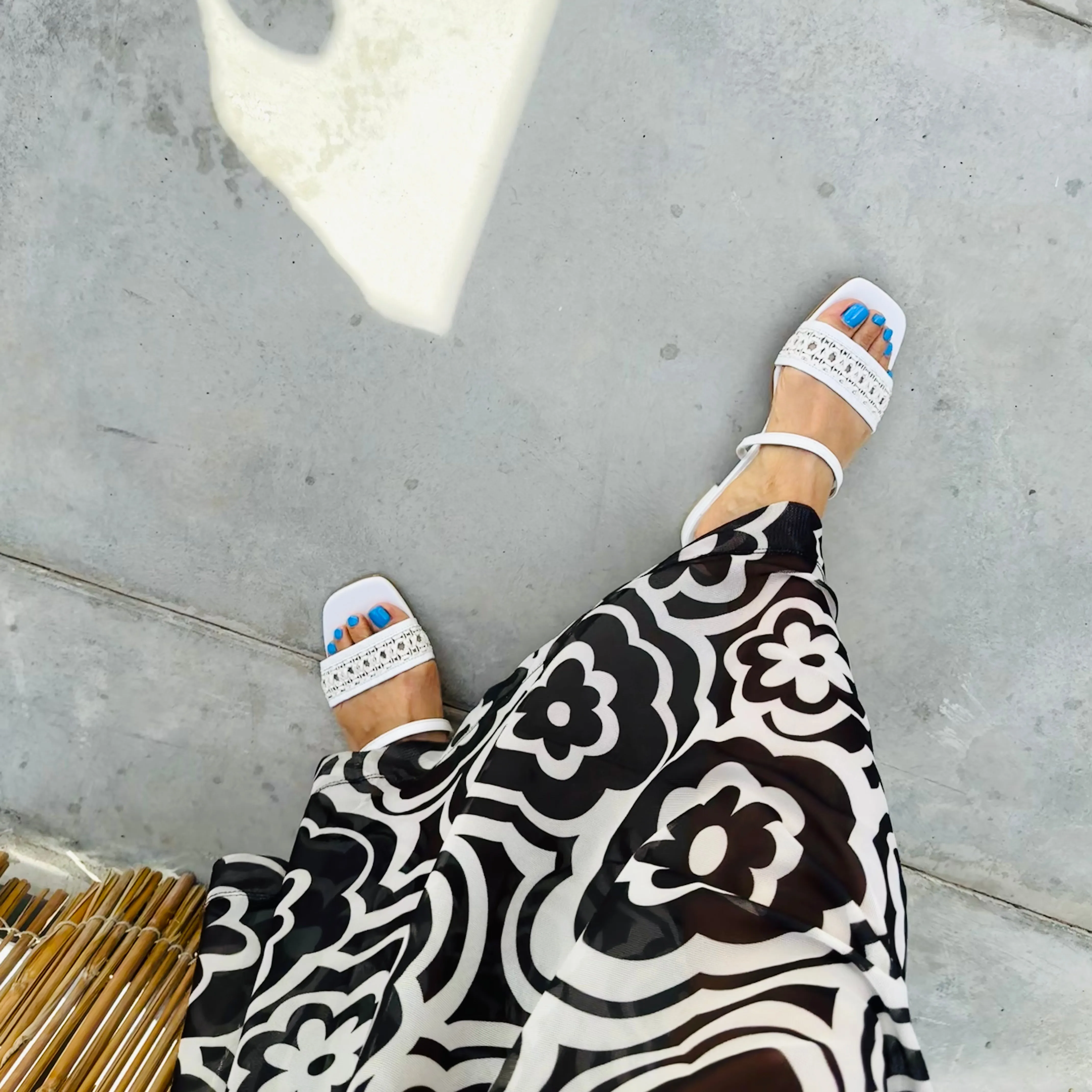 *UK size 2 - SELLY SUMMER - white, 1.5cm heels