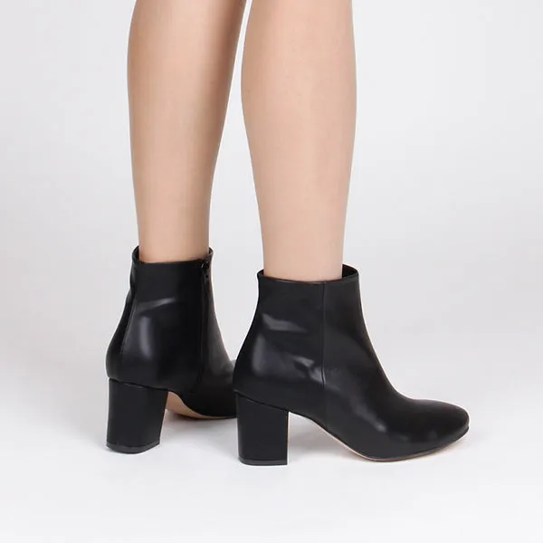 ZEE - black leather