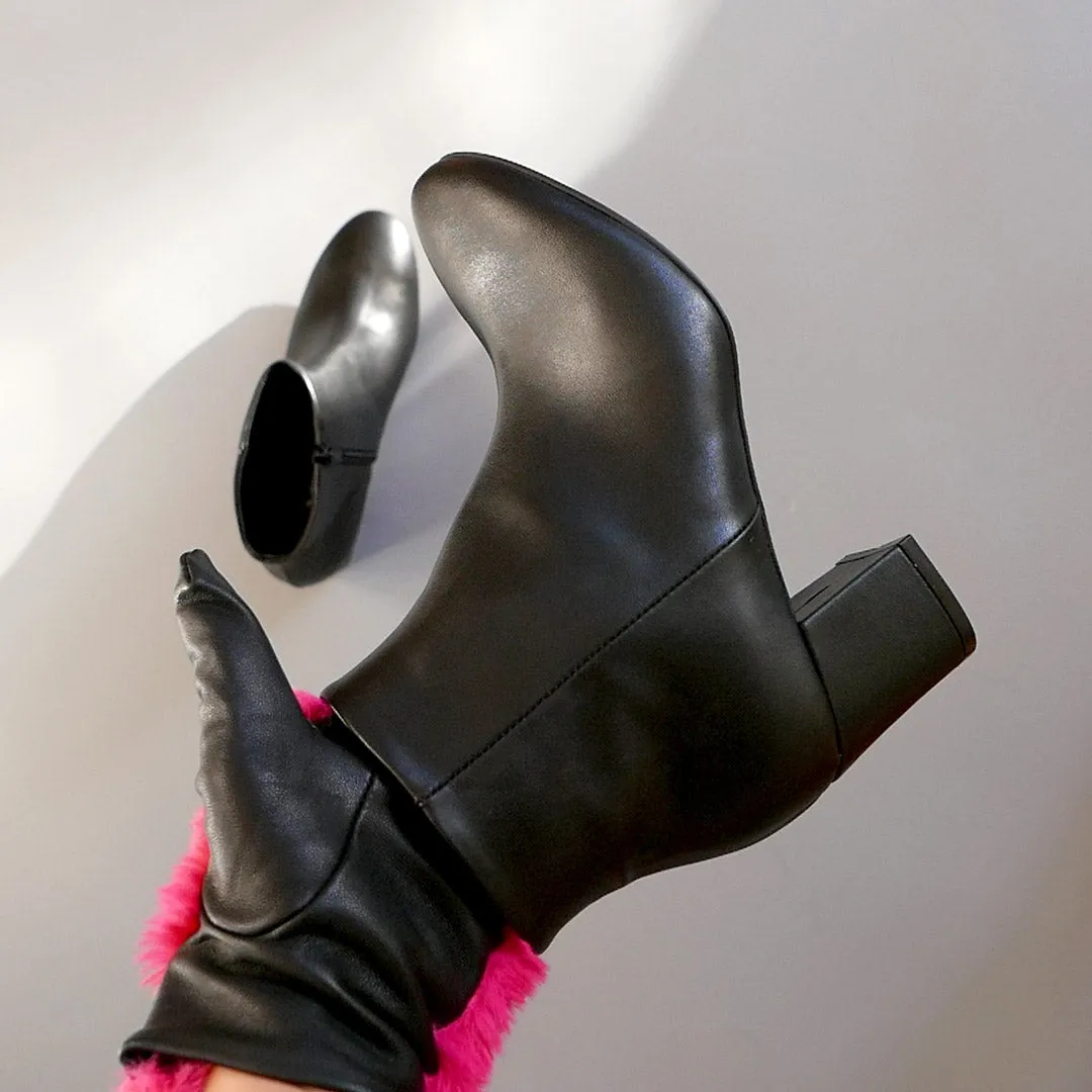 ZEE - black leather